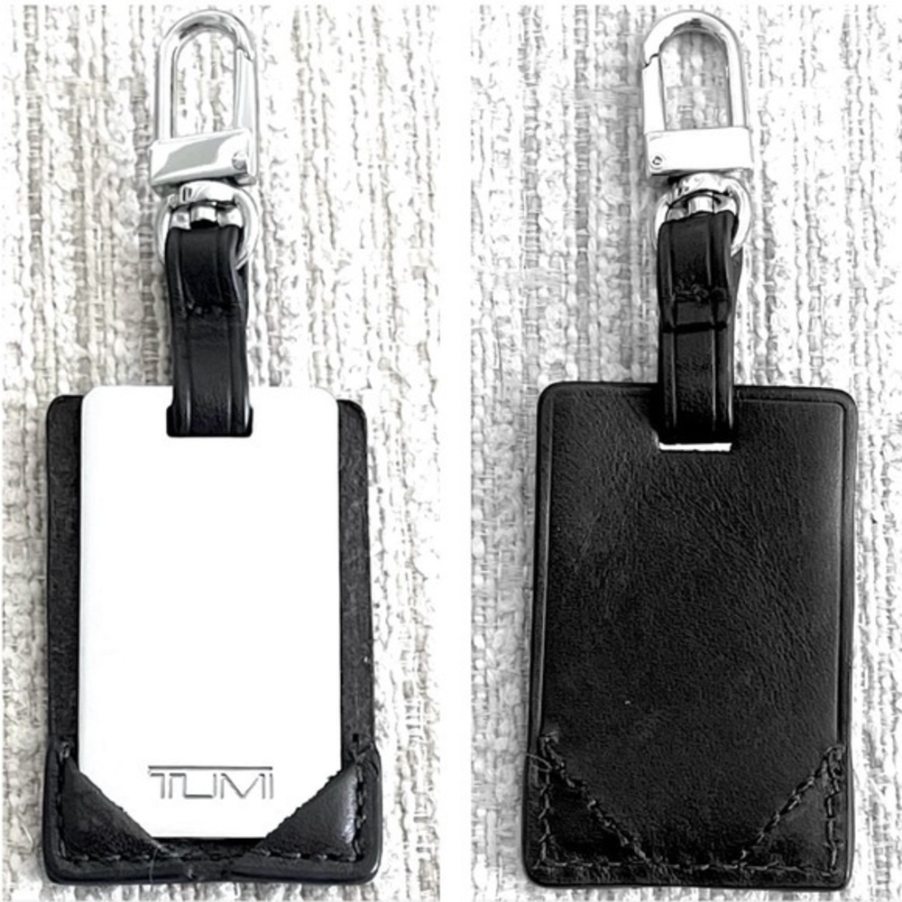 TUMI Mirrored Leather Luggage Tag!
